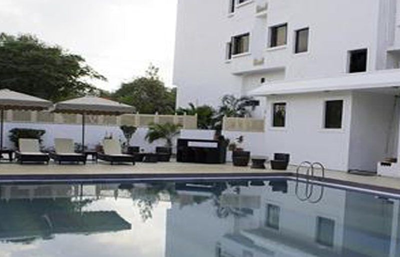 Hotel Golden Tulip Udaipur Extérieur photo